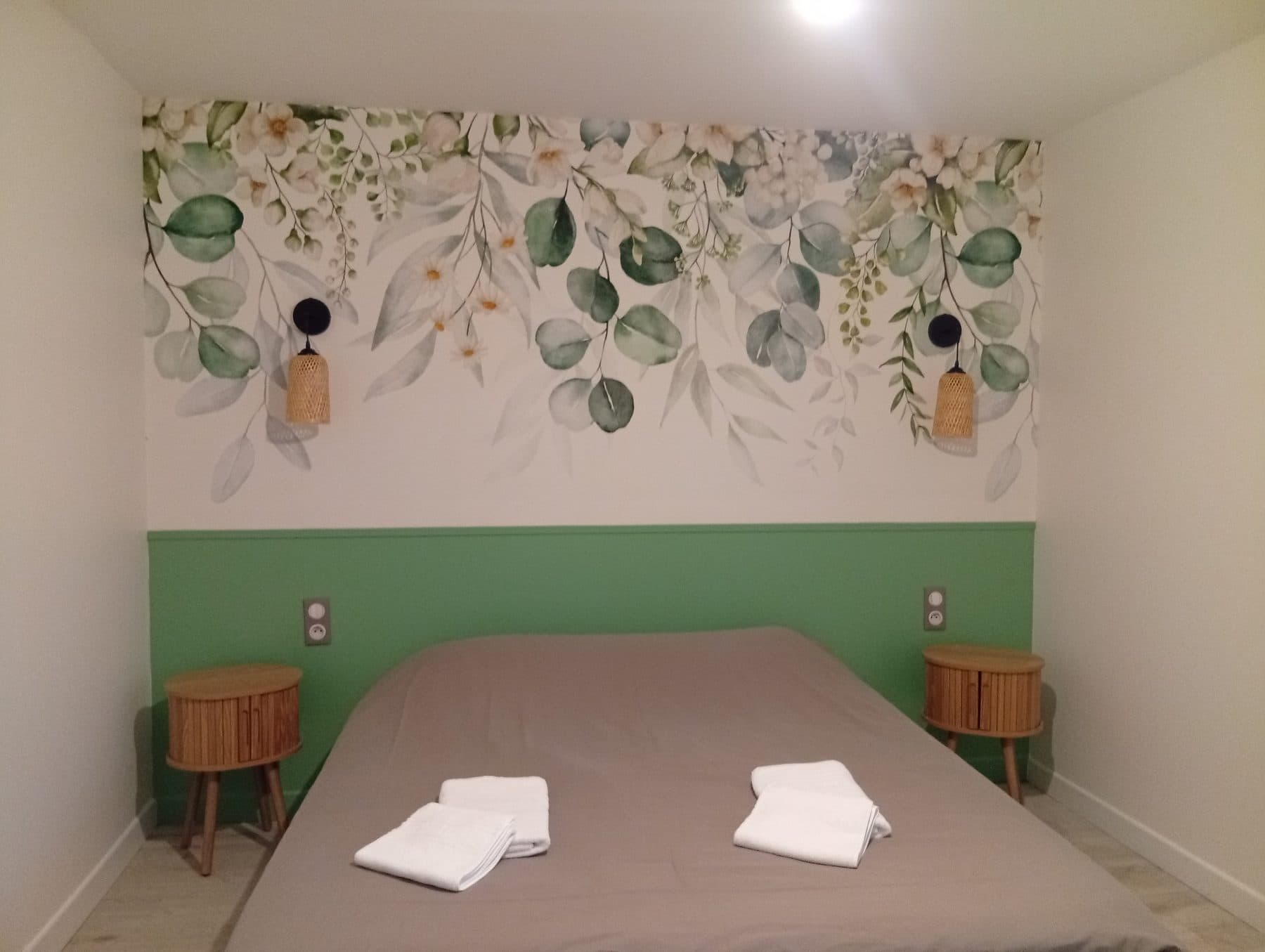 La chambre couple du gîte Le Montet